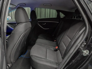 Хетчбэк Hyundai i30 2012 года, 879000 рублей, Красноярск