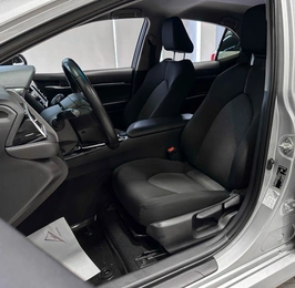 Седан Toyota Camry 2020 года, 2350000 рублей, Красноярск