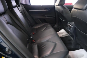 Седан Toyota Camry 2018 года, 2839000 рублей, Омск