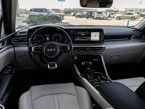 Седан Kia K5 2022 года, 2850000 рублей, Краснодар