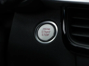 Седан Kia Optima 2019 года, 2098999 рублей, Москва