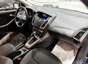 Универсал Ford Focus 2012 года, 997000 рублей, Красноярск