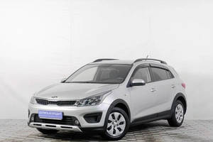 Хетчбэк Kia Rio X-Line 2018 года, 1349000 рублей, Кемерово