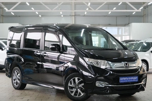 Минивэн Honda Stepwgn Spada 2015 года, 1899000 рублей, Омск