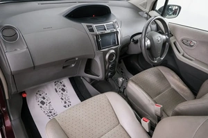 Хетчбэк Toyota Vitz 2008 года, 639000 рублей, Красноярск