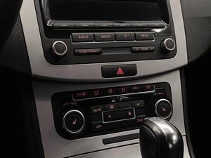 Седан Volkswagen Passat 2011 года, 730000 рублей, Красноярск