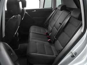 Внедорожник Volkswagen Tiguan 2011 года, 1064000 рублей, Воронеж