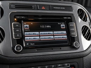 Внедорожник Volkswagen Tiguan 2014 года, 2059000 рублей, Тюмень