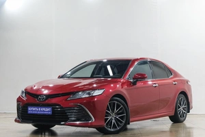 Седан Toyota Camry 2021 года, 3729000 рублей, Новокузнецк