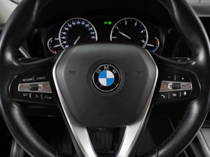 Седан BMW 3 серия 2019 года, 3499000 рублей, Тюмень