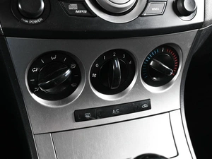 Седан Mazda 3 2009 года, 699000 рублей, Аксай