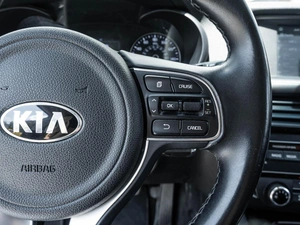 Седан Kia Optima 2018 года, 1590000 рублей, Ставрополь