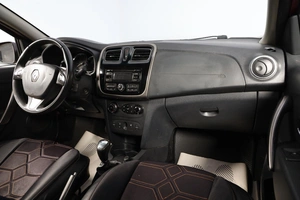 Хетчбэк Renault Sandero 2015 года, 779000 рублей, Новосибирск