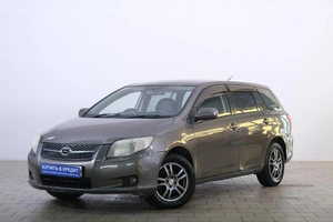 Универсал Toyota Corolla Fielder 2010 года, 769000 рублей, Омск