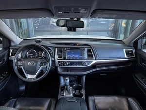 Внедорожник Toyota Highlander 2014 года, 2690000 рублей, Уфа