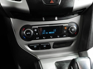 Хетчбэк Ford Focus 2012 года, 719000 рублей, Тюмень