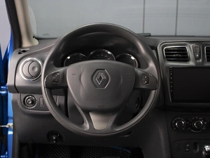 Хетчбэк Renault Sandero Stepway 2016 года, 1075000 рублей, Омск