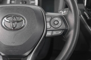 Седан Toyota Corolla 2022 года, 2329000 рублей, Кемерово