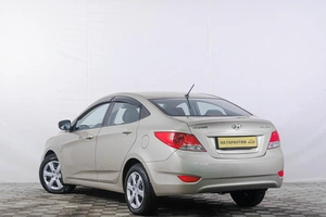 Седан Hyundai Solaris 2013 года, 869000 рублей, Кемерово