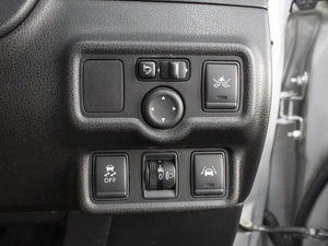 Хетчбэк Nissan Note 2016 года, 1080000 рублей, Омск