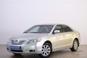 Седан Toyota Camry 2007 года, 949000 рублей, Омск