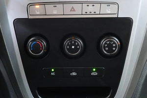 Внедорожник Geely Emgrand X7 2015 года, 779000 рублей, Омск