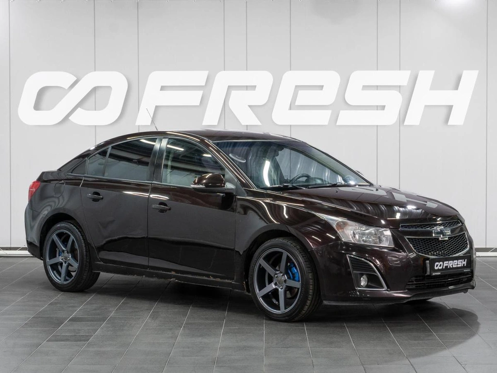 Седан Chevrolet Cruze 2014 года, 749000 рублей, Сургут