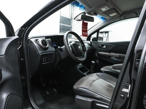 Внедорожник Renault Kaptur 2018 года, 1465000 рублей, Красноярск