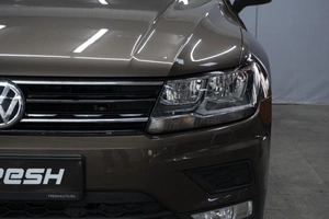Внедорожник Volkswagen Tiguan 2017 года, 1980000 рублей, Омск