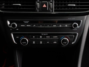 Седан Kia Optima 2017 года, 2139000 рублей, Тюмень