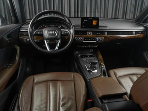 Седан Audi A4 2016 года, 2199000 рублей, Тюмень