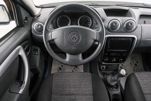 Внедорожник Renault Duster 2013 года, 859000 рублей, Красноярск