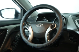 Седан Hyundai Elantra 2011 года, 1029000 рублей, Омск
