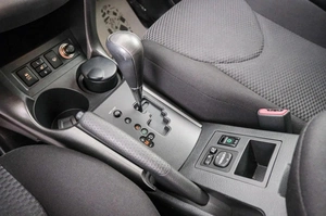 Внедорожник Toyota RAV4 2012 года, 1789000 рублей, Красноярск