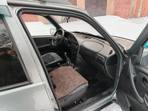 Внедорожник Chevrolet Niva 2010 года, 515000 рублей, Зеленогорск