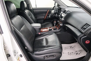 Внедорожник Toyota Highlander 2012 года, 2199000 рублей, Красноярск