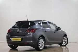 Хетчбэк Opel Astra 2011 года, 629000 рублей, Новокузнецк