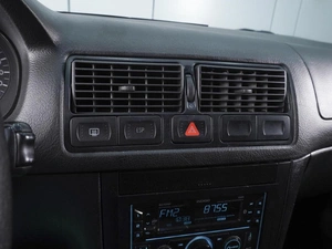Хетчбэк Volkswagen Golf 2002 года, 550000 рублей, Ростов-на-Дону