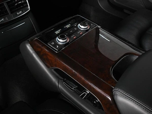 Седан Audi A8 2015 года, 2915000 рублей, Аксай