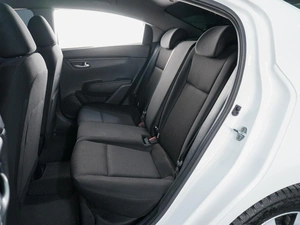 Седан Kia Rio 2022 года, 1849000 рублей, Сургут