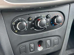 Хетчбэк Renault Sandero Stepway 2015 года, 985000 рублей, Ижевск