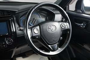 Универсал Toyota Corolla Fielder 2017 года, 1659000 рублей, Тюмень