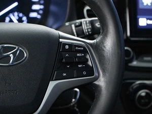 Седан Hyundai Solaris 2021 года, 1568444 рублей, Москва