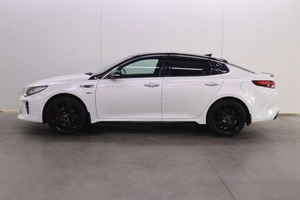 Седан Kia Optima 2018 года, 2080000 рублей, Брянск