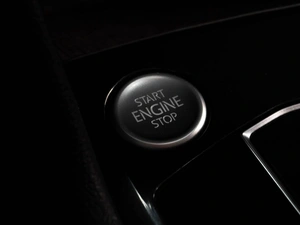 Внедорожник Volkswagen Tiguan 2017 года, 2990000 рублей, Тюмень