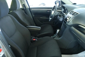 Хетчбэк Suzuki Swift 2012 года, 849000 рублей, Омск
