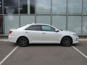 Седан Toyota Camry 2016 года, 1750000 рублей, Брянск