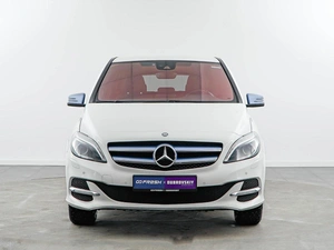Хетчбэк Mercedes-benz B-класс 2015 года, 1577077 рублей, Москва