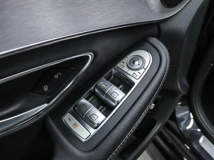 Седан Mercedes-benz C-класс 2019 года, 3150000 рублей, Красноярск