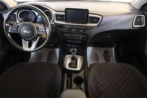 Универсал Kia Ceed 2018 года, 1749000 рублей, Омск
